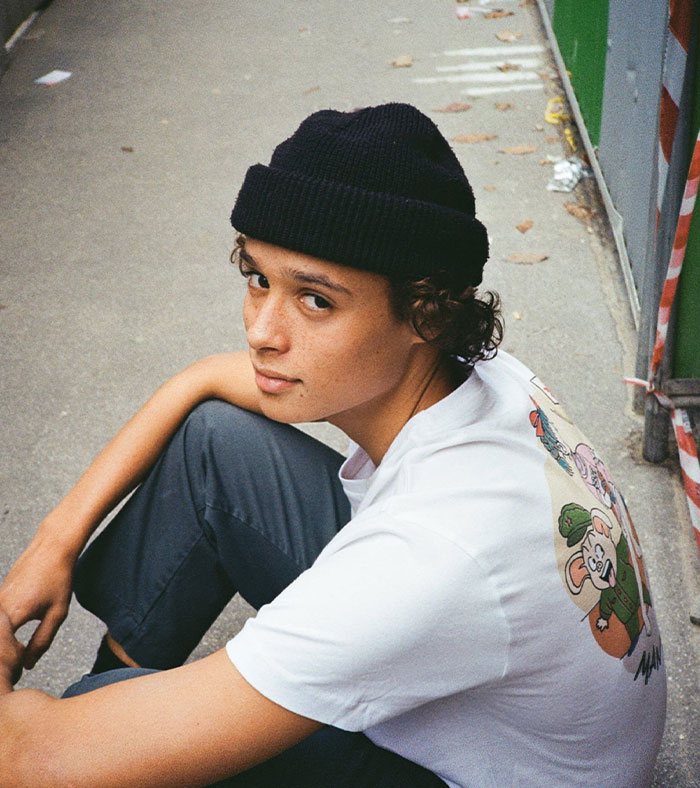 “Sagging Is One Of The Stupidest And Ugliest”: 45 People Roast Fashion Trends They Hate