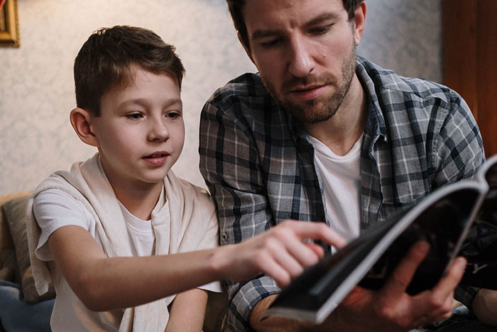 30 Wild Stories About Dads Finding Out Their Children Aren't Theirs