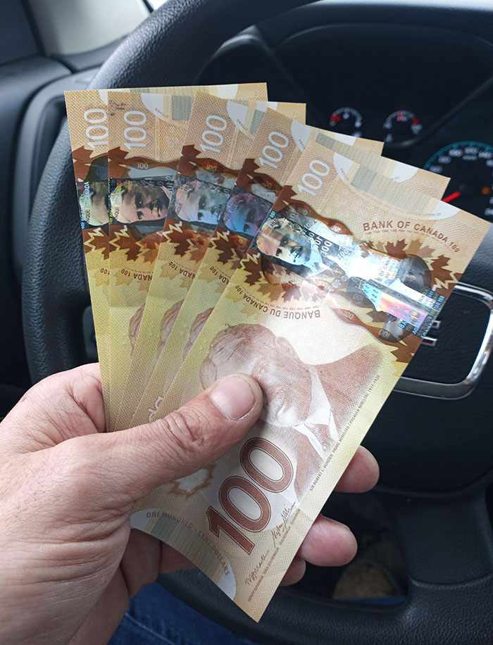 Boss Just Handed Me This Bonus And Said: "Thanks For Working Over Christmas. I Know You Would've Rather Be With Your Family." He's The Best Boss I've Ever Had