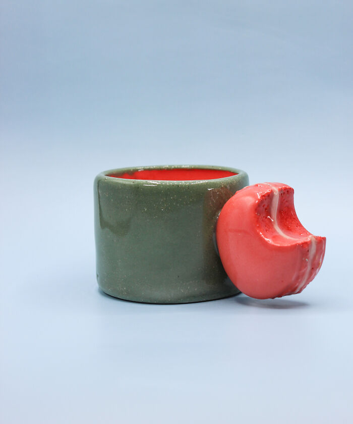 Munched-On Macaron Cup