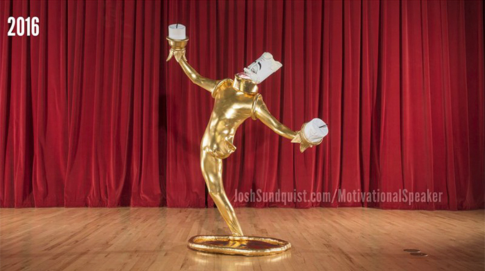 Every Halloween, This One-Legged Guy Makes A Brilliant Halloween Costume, Here Is His 2023 Look