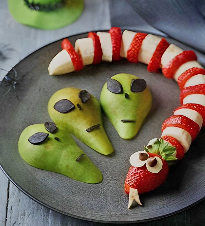 Slithering Snake And Extra Pear-Estrials