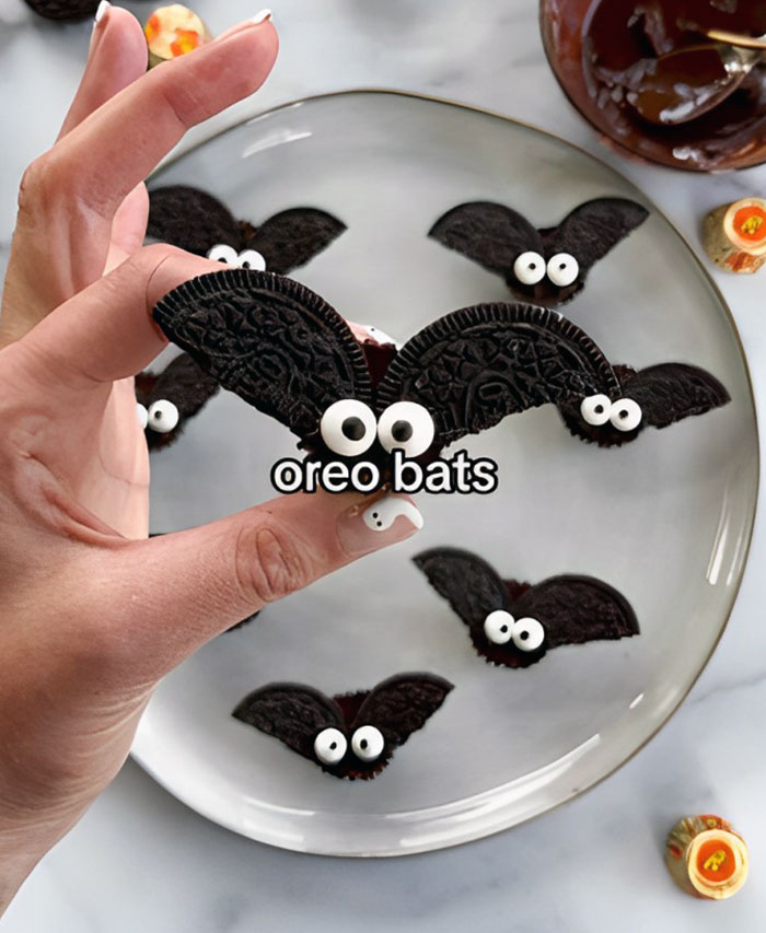 Oreo Bats