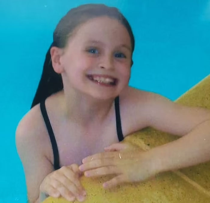 "I Just Thought, 'Please, Not Again'": Young Woman Accepted To Oxford After Being Homeless "I Just Thought, 'Please, Not Again'": Young Woman Accepted To Oxford After Being Homeless