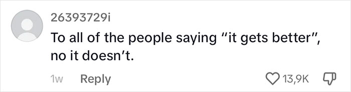 College Graduate Complains Over Exhausting Commute To Her First 9-5 Job And Goes Viral College Graduate Complains Over Exhausting Commute To Her First 9-5 Job And Goes Viral