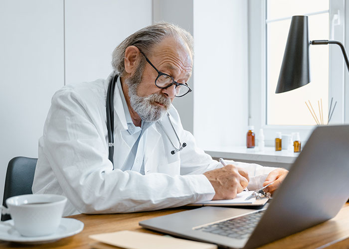 &ldquo;Tale As Old As Capitalism&rdquo;: Ill Woman Maliciously Complies After Boss Demands A Doctor's Note 