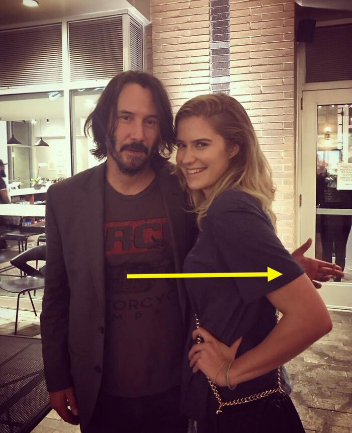 Keanu Reeves Once Again Proves That He’s A Good Guy By Agreeing To Play Catch With 9 Y.O. Fan Keanu Reeves Once Again Proves That He’s A Good Guy By Agreeing To Play Catch With 9 Y.O. Fan