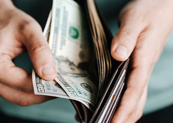 Man Refuses To Support Pregnant Ex Until She Does A Paternity Test, Gets Support Online