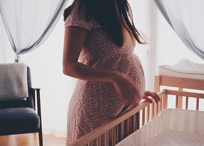 Man Refuses To Support Pregnant Ex Until She Does A Paternity Test, Gets Support Online