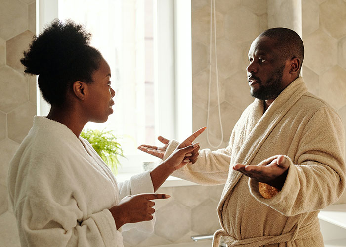 "This Sent My Girlfriend Into A Rage I&rsquo;ve Never Seen Before": Guy Throws "End Of Alimony" Party