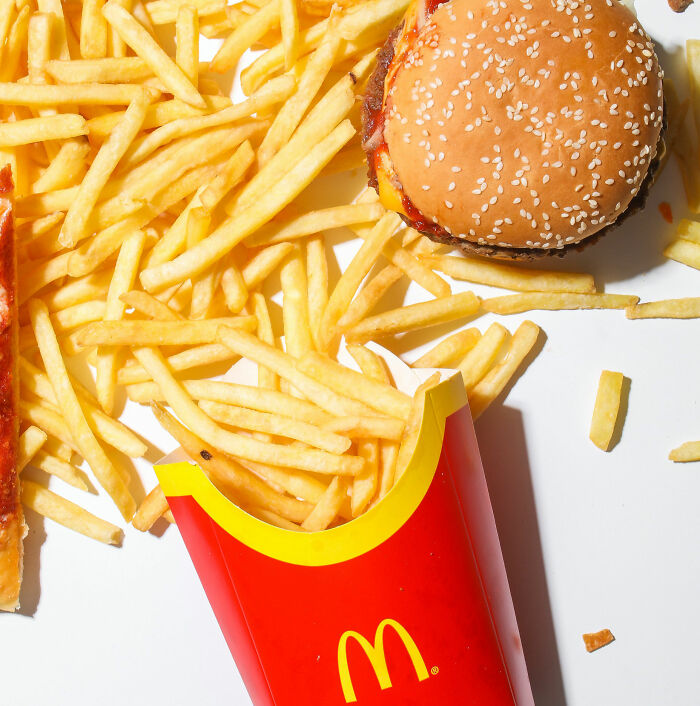 36 Things Kids Thought Were Super Fancy But Were Actually Not Really, According To Netizens