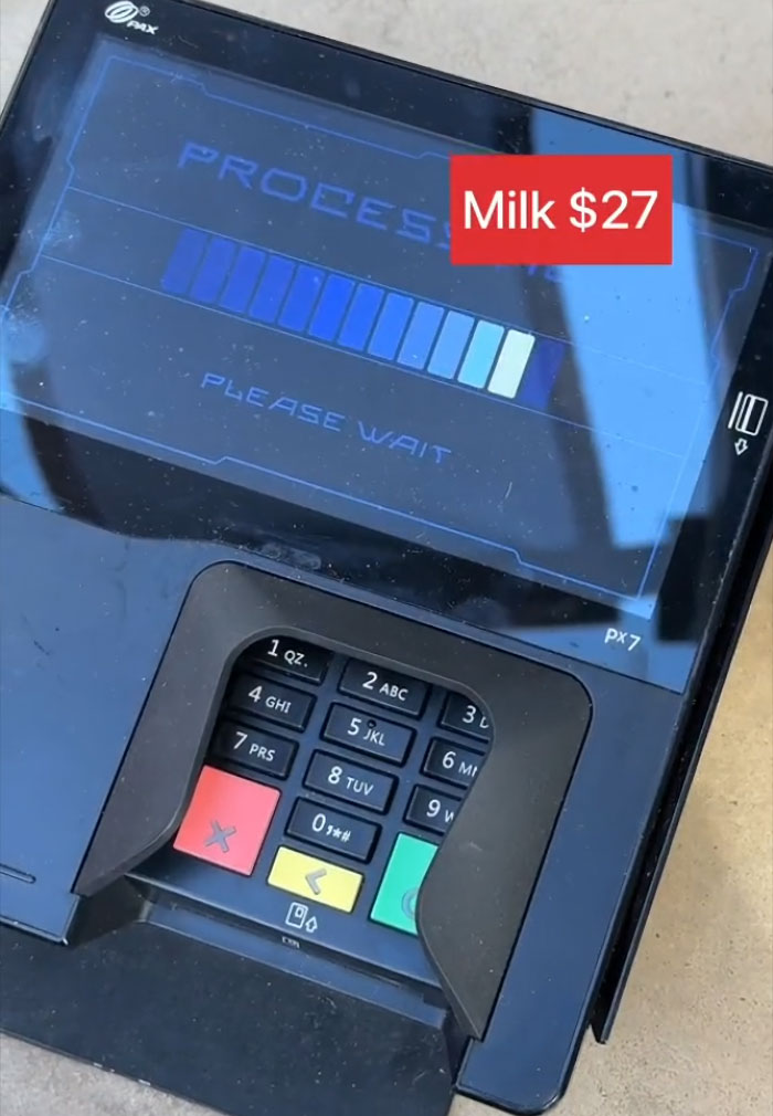 Mom Shares How Family Spent Nearly $4k On A Day At Disney, Blaming Prices, Gets Called Out Mom Shares How Family Spent Nearly $4k On A Day At Disney, Blaming Prices, Gets Called Out