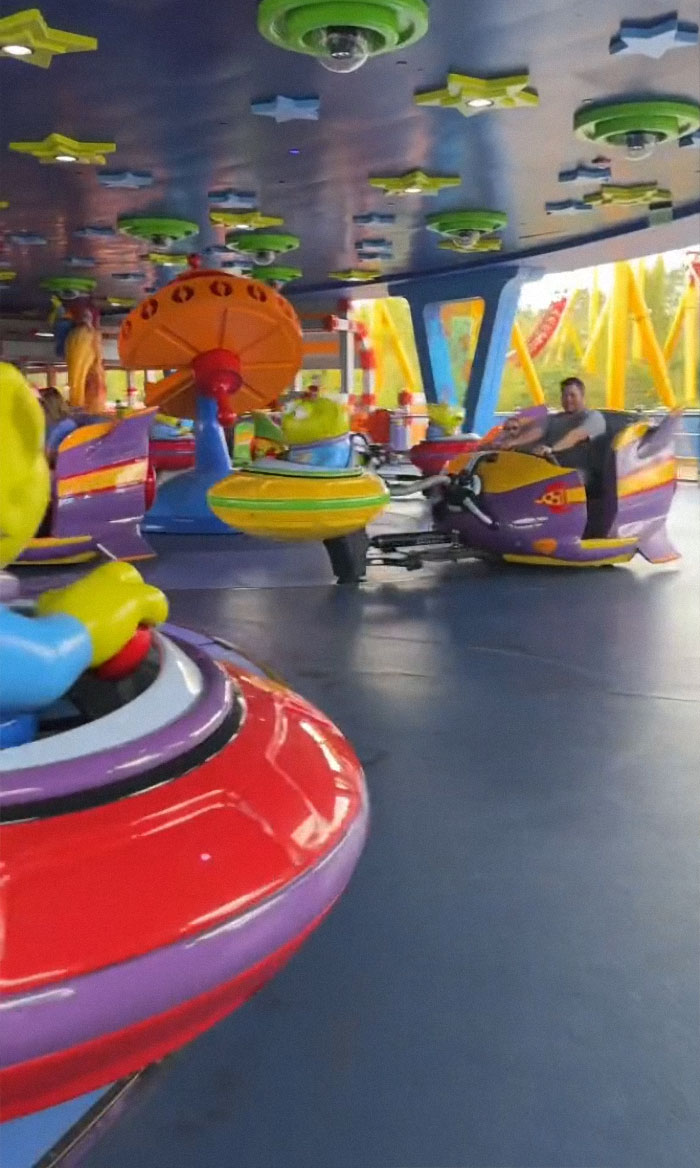 Mom Shares How Family Spent Nearly $4k On A Day At Disney, Blaming Prices, Gets Called Out Mom Shares How Family Spent Nearly $4k On A Day At Disney, Blaming Prices, Gets Called Out