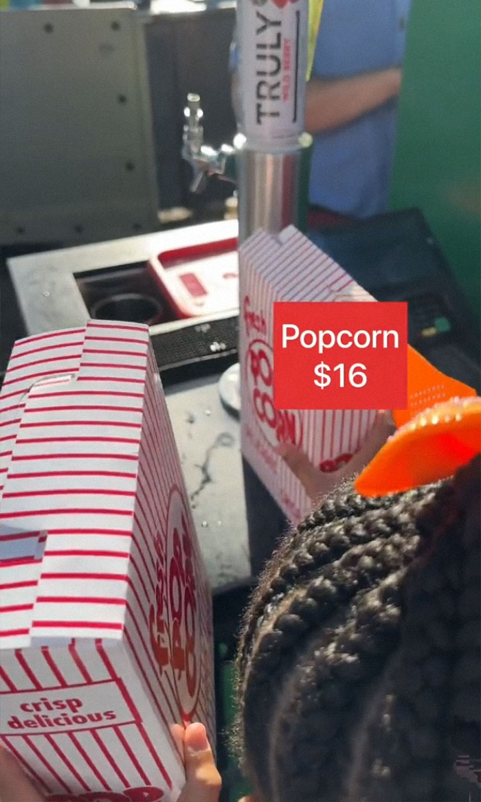 Mom Shares How Family Spent Nearly $4k On A Day At Disney, Blaming Prices, Gets Called Out Mom Shares How Family Spent Nearly $4k On A Day At Disney, Blaming Prices, Gets Called Out