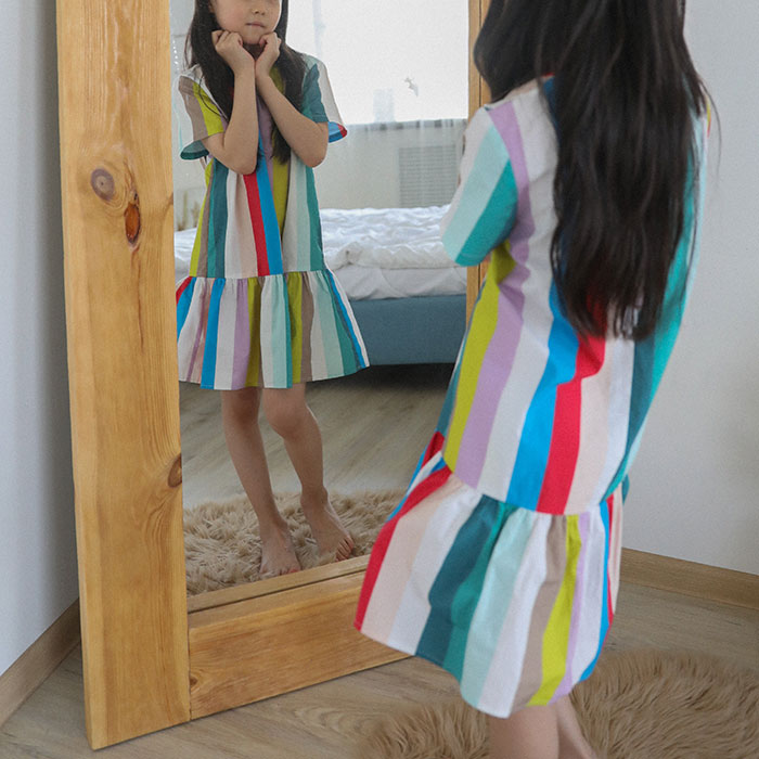 Woman Visits MIL's House To Discover She Has Photoshopped Her Husband's Face In Their Wedding Pics