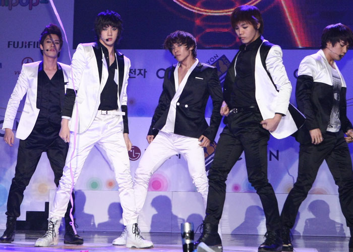 30 People Share What Their Date Said That Made Them Instantly Think 'Run!'