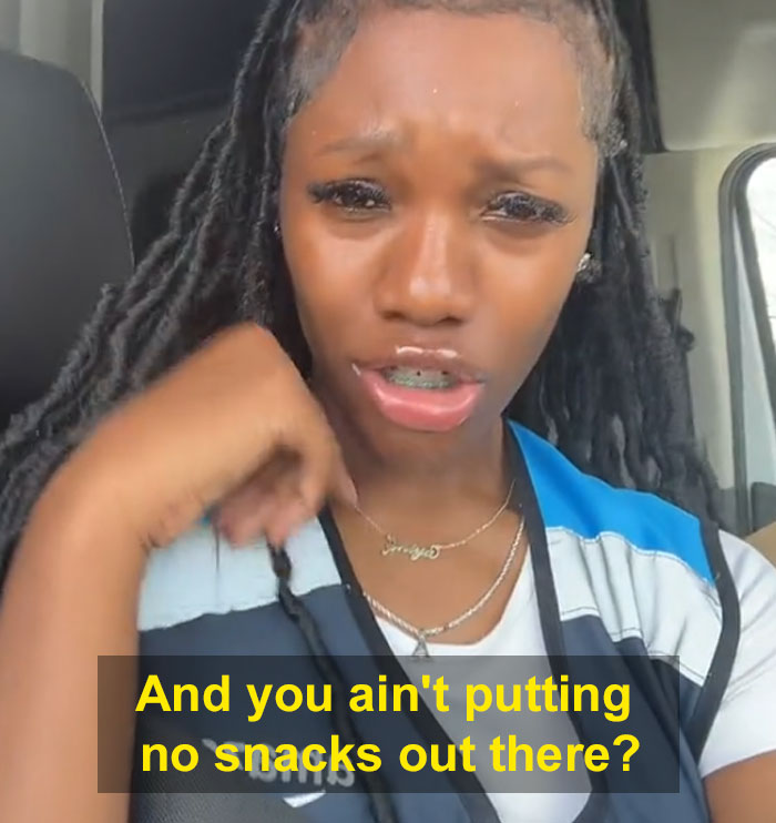 Amazon Driver Says Customers Should Put Out Snacks, People Don't Think It Should Be Expected