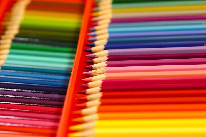 36 Things Kids Thought Were Super Fancy But Were Actually Not Really, According To Netizens