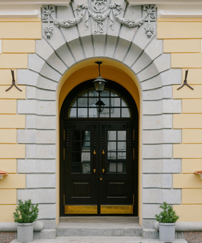 36 Things Kids Thought Were Super Fancy But Were Actually Not Really, According To Netizens