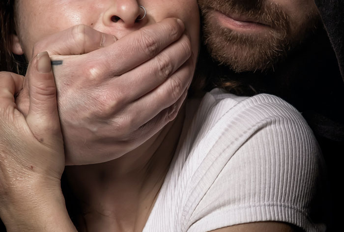 37 People Take The Time To Roast ‘Alpha Males’ In Online Discussion