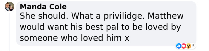 Lisa Kudrow &ldquo;Wants To Adopt Matthew Perry's Dog&rdquo; As She Shares Sad Theory Behind His Death
