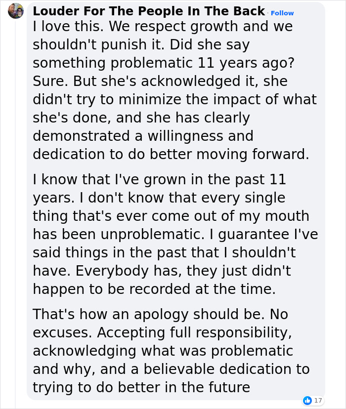 People Have Mixed Reactions Following Emily Blunt’s Apology For Calling Waiter "Enormous" People Have Mixed Reactions Following Emily Blunt’s Apology For Calling Waiter "Enormous"