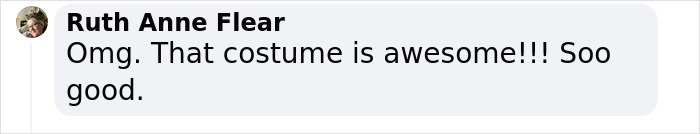 Every Halloween, This One-Legged Guy Makes A Brilliant Halloween Costume, Here Is His 2023 Look