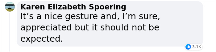 Amazon Driver Says Customers Should Put Out Snacks, People Don't Think It Should Be Expected