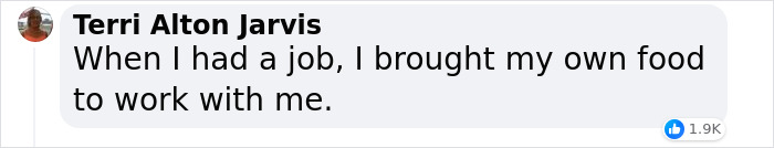 Amazon Driver Says Customers Should Put Out Snacks, People Don't Think It Should Be Expected