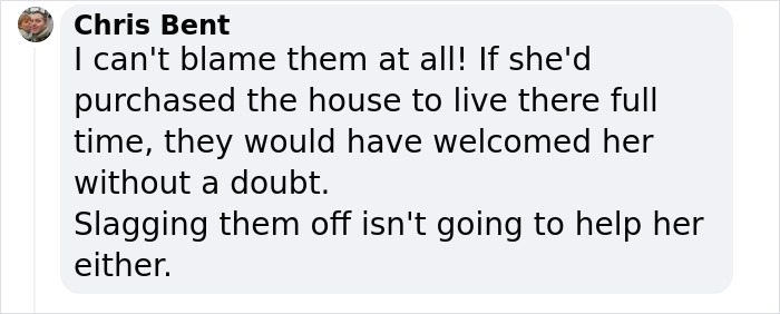 Mom Buys A Holiday Let, Is &ldquo;Stunned&rdquo; To Find Out Entire Village "Hates" Her