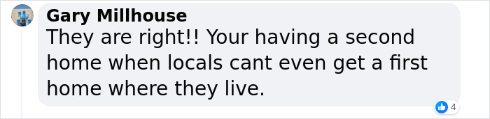 Mom Buys A Holiday Let, Is &ldquo;Stunned&rdquo; To Find Out Entire Village "Hates" Her