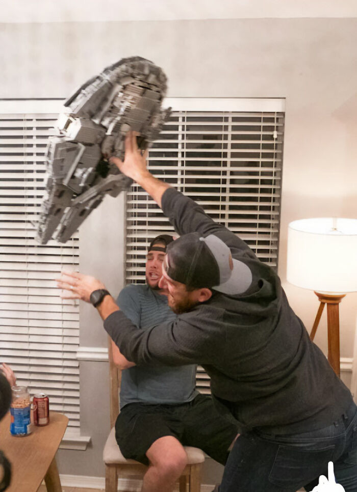 "Photos Taken Before Disaster": 45 Pics That Foreshadow Unfortunate Events