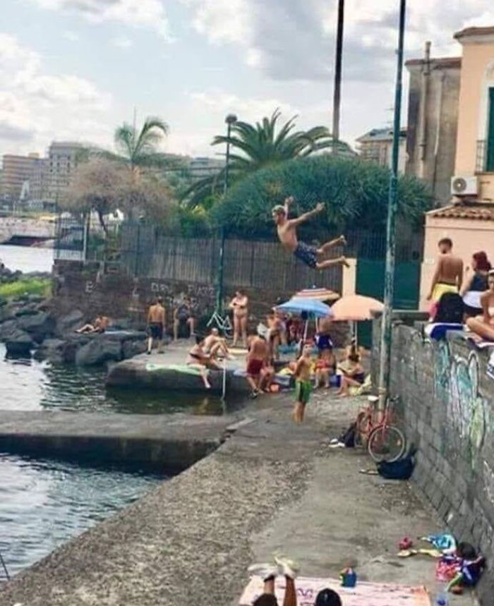 "Photos Taken Before Disaster": 45 Pics That Foreshadow Unfortunate Events