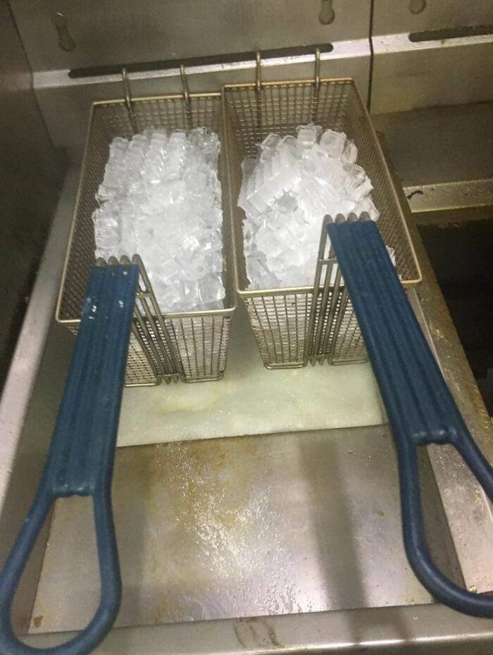 "Photos Taken Before Disaster": 45 Pics That Foreshadow Unfortunate Events