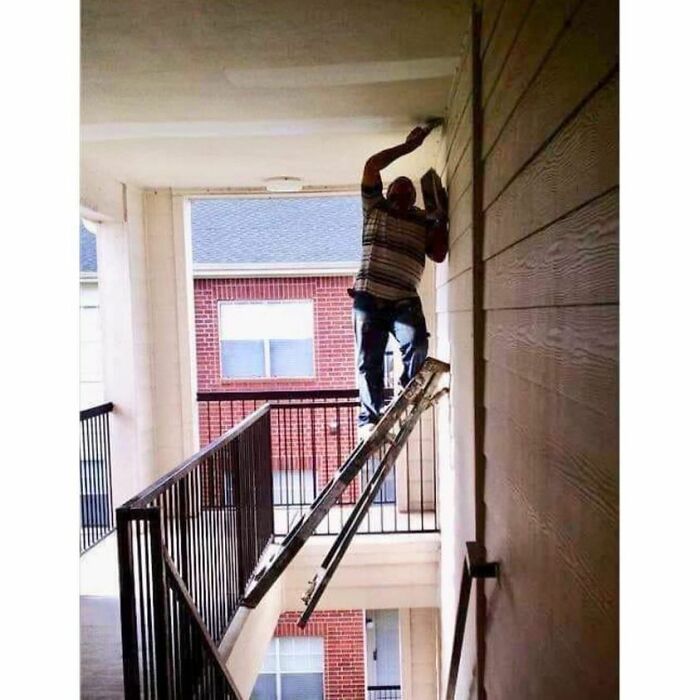 "Photos Taken Before Disaster": 45 Pics That Foreshadow Unfortunate Events