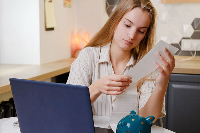 Mother-In-Law Cleans The House While Daughter-In-Law Is In Labor, Demands Payment