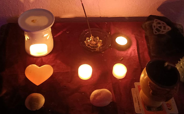 Modern-Day Witches And Pagans Still Celebrate Samhain, The 2000-Year-Old “Original Halloween” Modern-Day Witches And Pagans Still Celebrate Samhain, The 2000-Year-Old “Original Halloween”