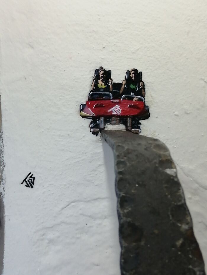 Artist Jps Creates Tiny Artworks With A Spraycan
