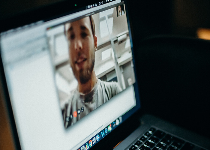 "I Started Dreading Our Nightly Facetimes": 30 People Share What Ended Their Relationships