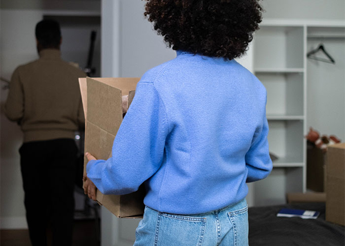 "I Started Dreading Our Nightly Facetimes": 30 People Share What Ended Their Relationships