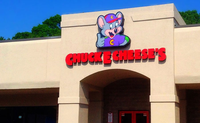 30 Companies People Can’t Believe Are Still In Business