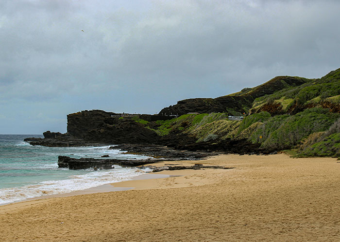 “What Should People Absolutely Not Do When Visiting Your Country?” (45 Answers)