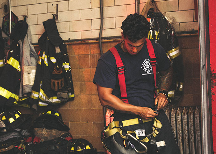 “What Should People Absolutely Not Do When Visiting Your Country?” (45 Answers)