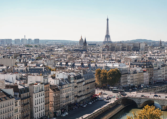 “What Should People Absolutely Not Do When Visiting Your Country?” (45 Answers)