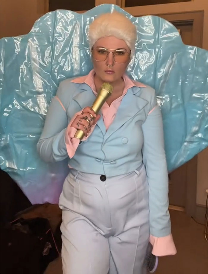 Unattractive-Halloween-Costumes