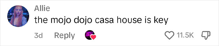 Utah Neighborhood Makes Barbie Fans Weep After Showing Its 'Barbieween' Decor