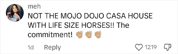 Utah Neighborhood Makes Barbie Fans Weep After Showing Its 'Barbieween' Decor