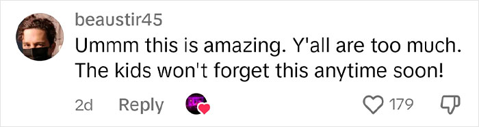 Utah Neighborhood Makes Barbie Fans Weep After Showing Its 'Barbieween' Decor