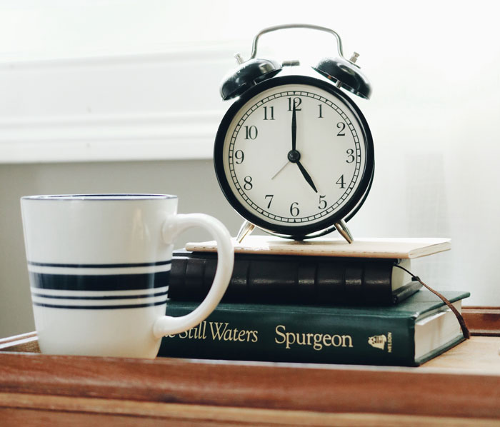 Woman Maliciously Gets Up And Starts Her Day After Roommate's First 5AM Alarm As Petty Revenge