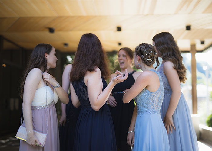 &ldquo;Oh Sorry, I Forgot To Mention&rdquo;: Guests Left Washing Dishes At Reception By Surprise